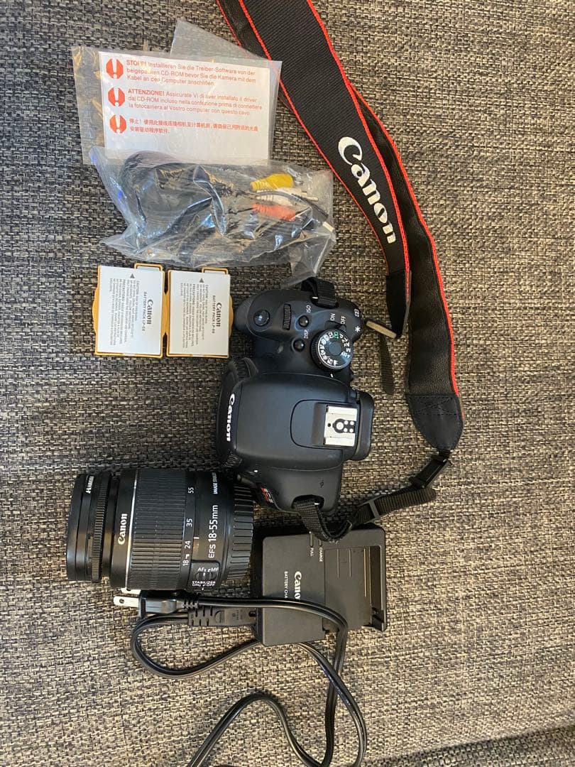 デジタルカメラ CANON EOS Rebel T3i