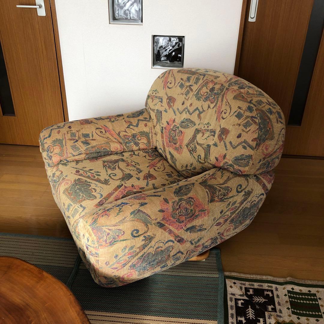クルクル回る素敵なソファー