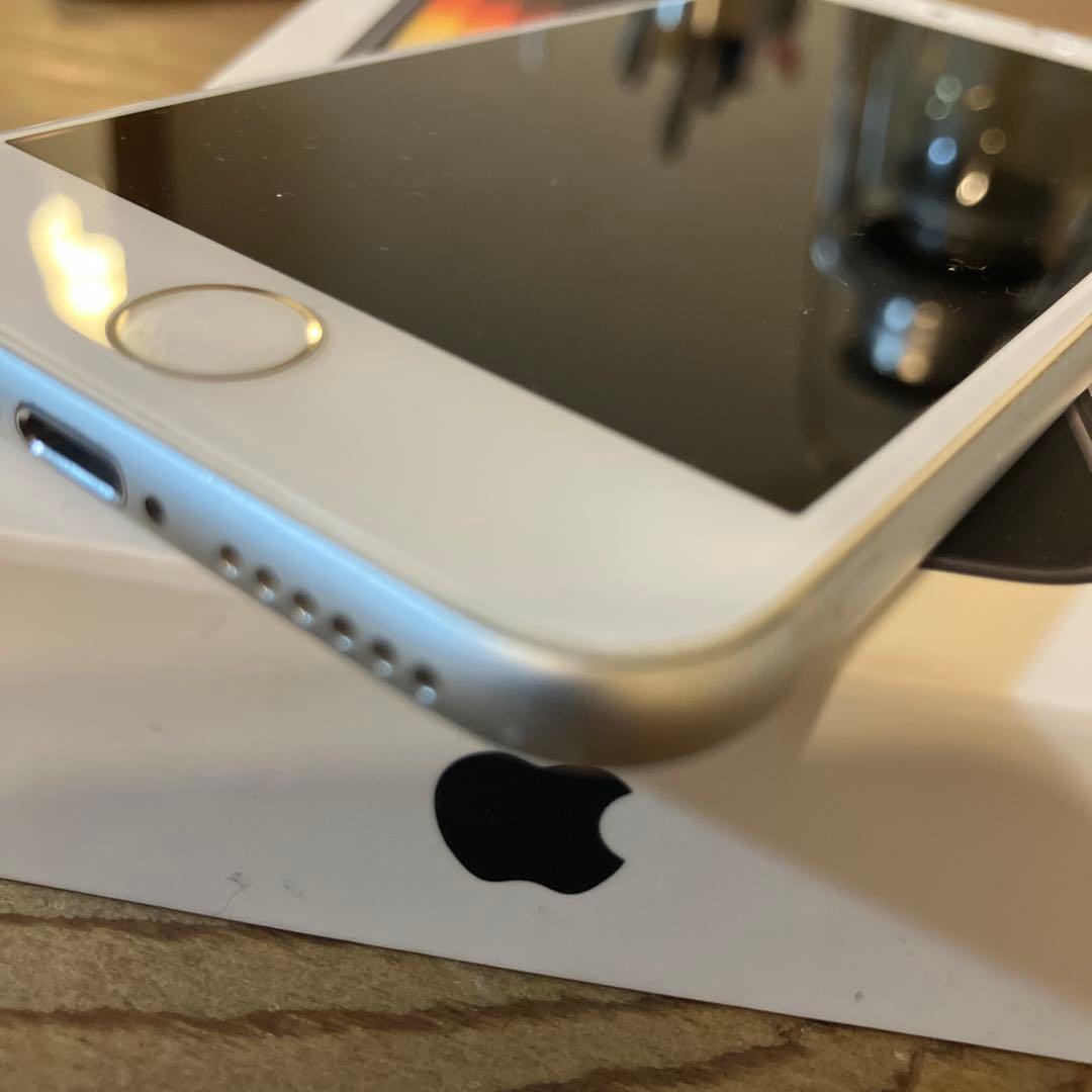 スマートフォン本体 iPhone8 64G