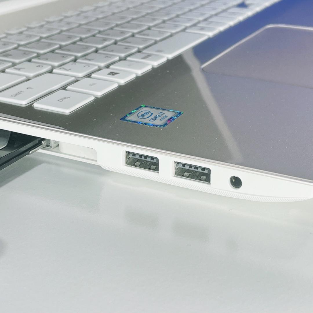 Corei7✨爆速SSD/ブルーレイ✨Windows11/ゴールド/ノートPC