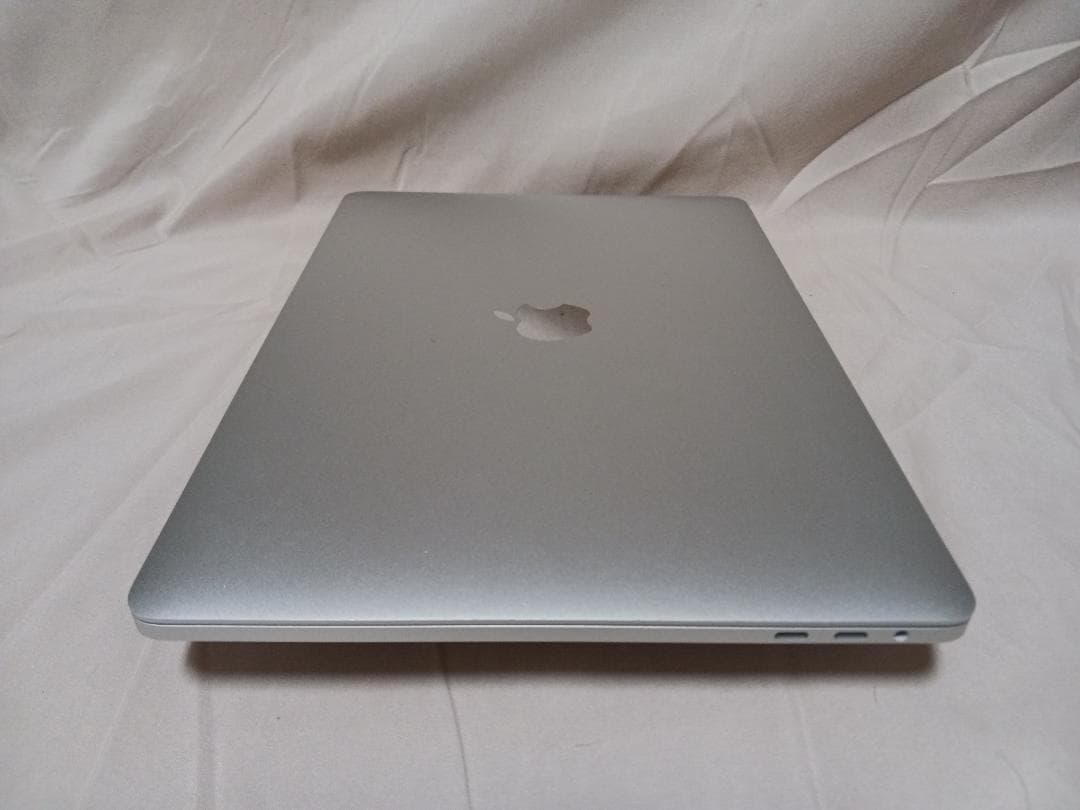 MacBook Pro (13インチ, 2017, T3 x 4) 　A1706