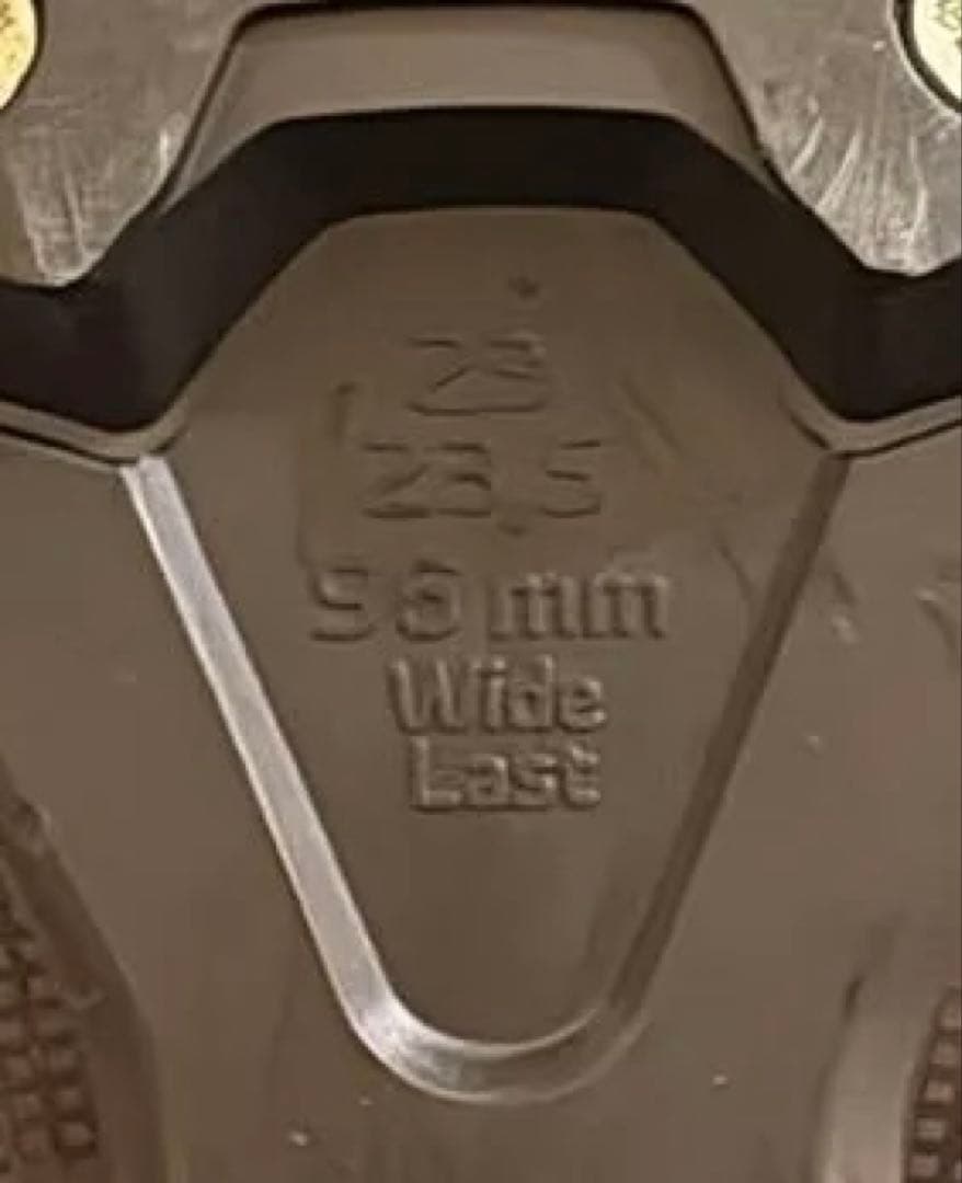 ATOMIC HAWX MAGNA 75 スキーブーツ