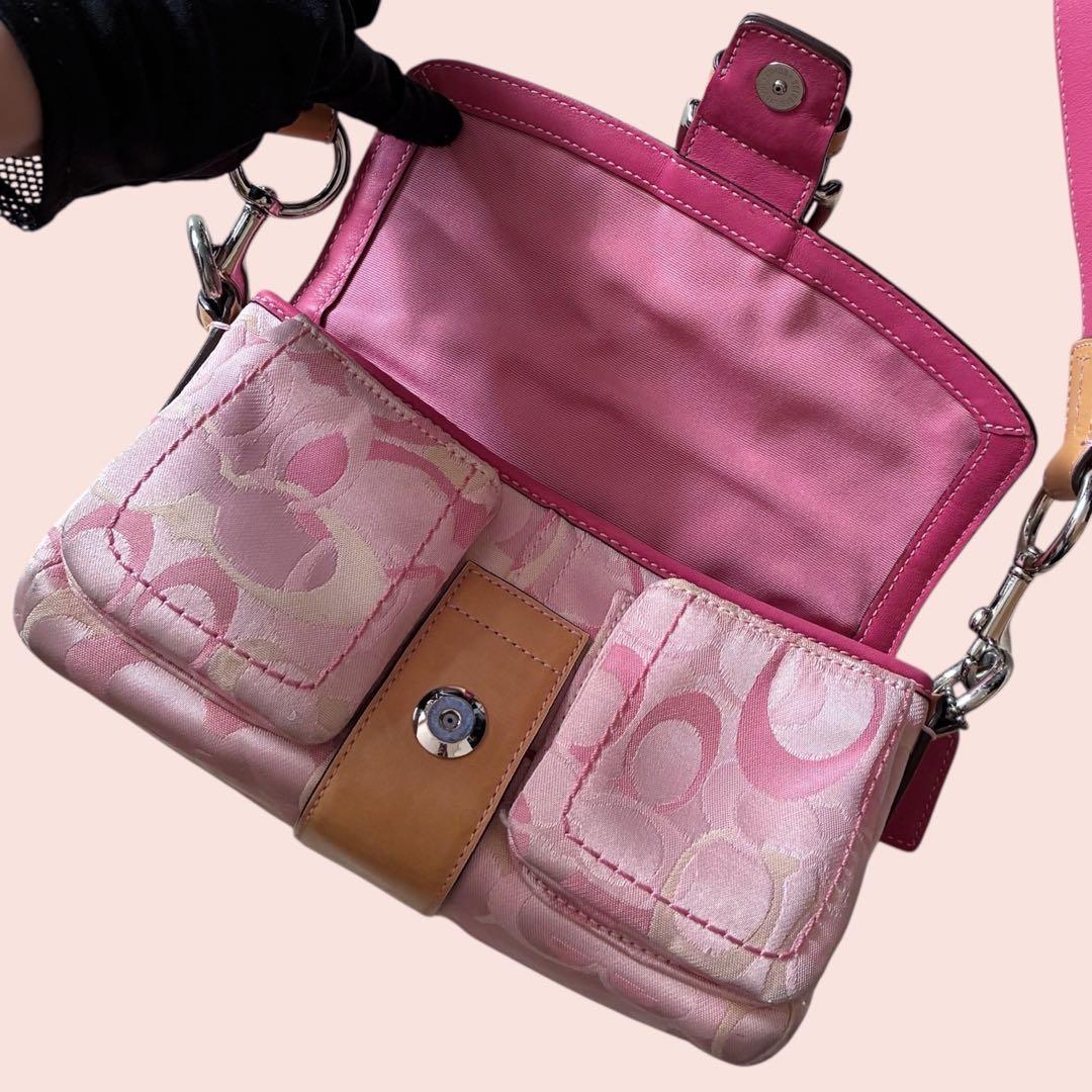 COACH コーチ SOHO ソーホー ショルダーバッグ シグネチャー ピンク