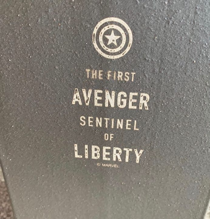 【レア】アベンジャーズ　キャプテンアメリカ　信楽焼　傘立て