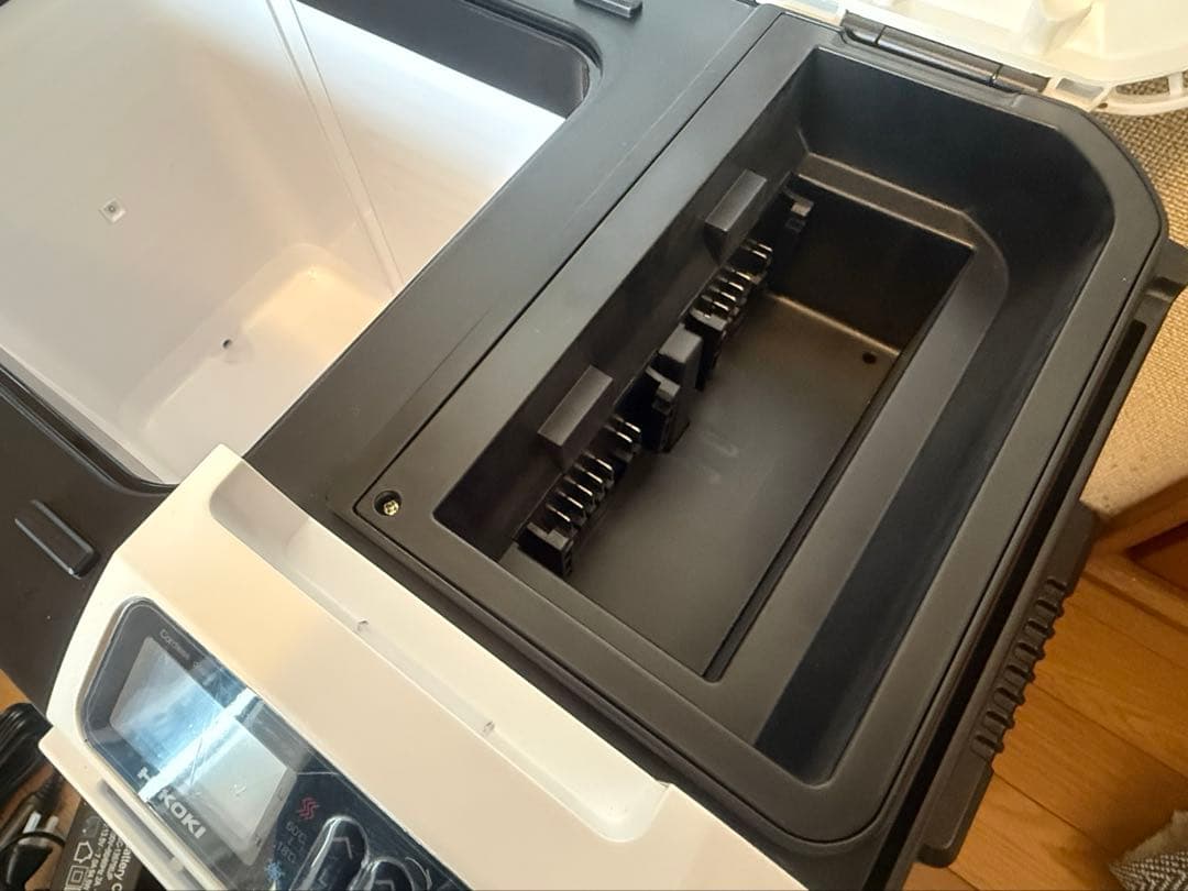 HiKOKI 冷温庫 25L UL18DB 蓄電池2個付き