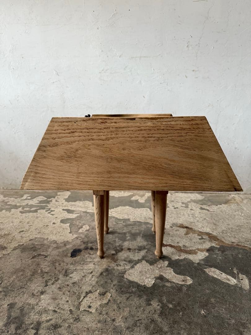 ビンテージ ウォールガラスキャビネット 剥離