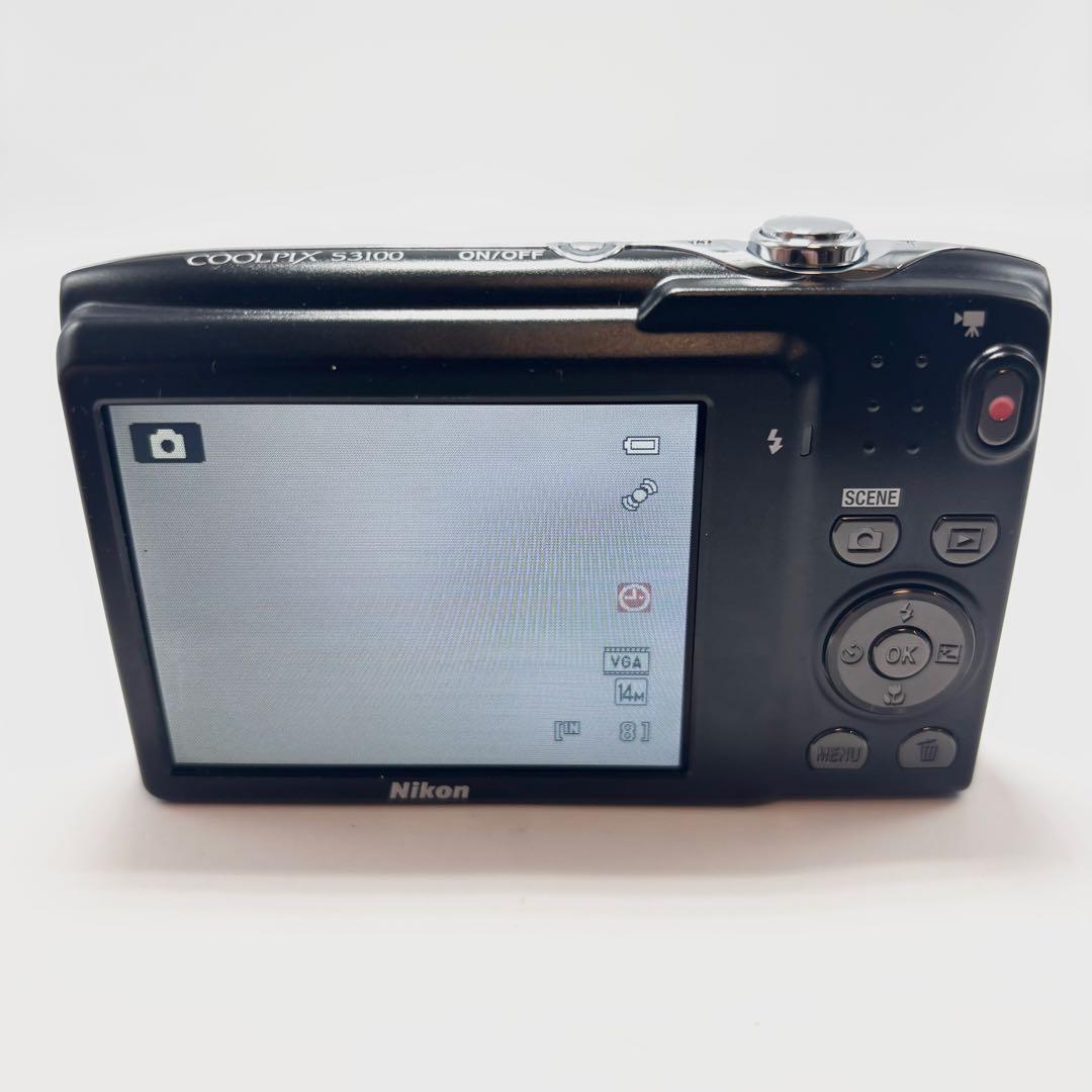 【極美品】Nikon COOLPIX S3100 シャンパンシルバー
