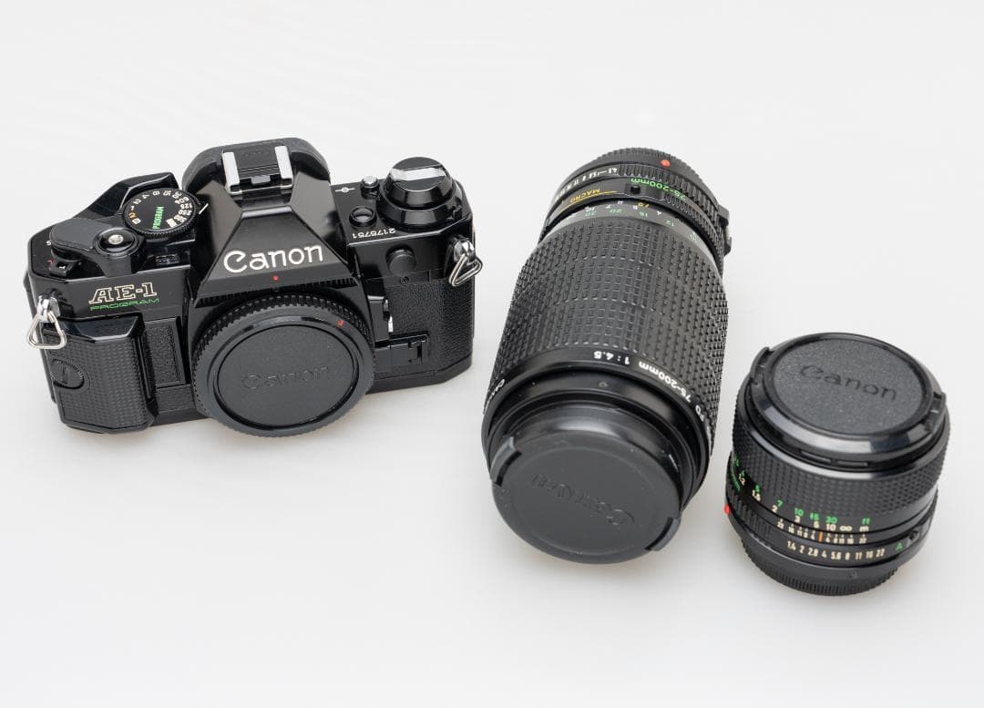 【完動品】Canon AE-1 PROGRAM+NewFD50mm f1.4など