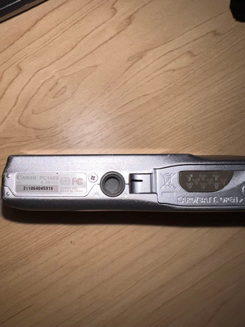 IXY Canon キャノン コンパクトデジタルカメラ IXY 200F