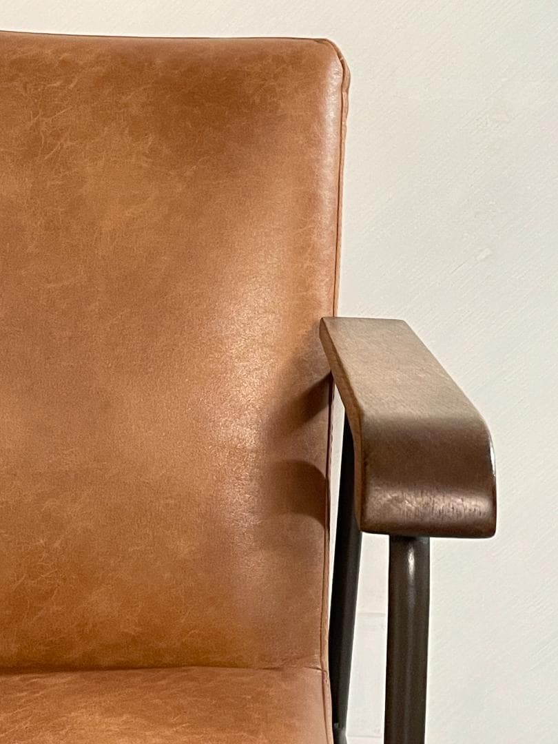 キャップ　1人掛けソファ　リサイクルレザー　木製