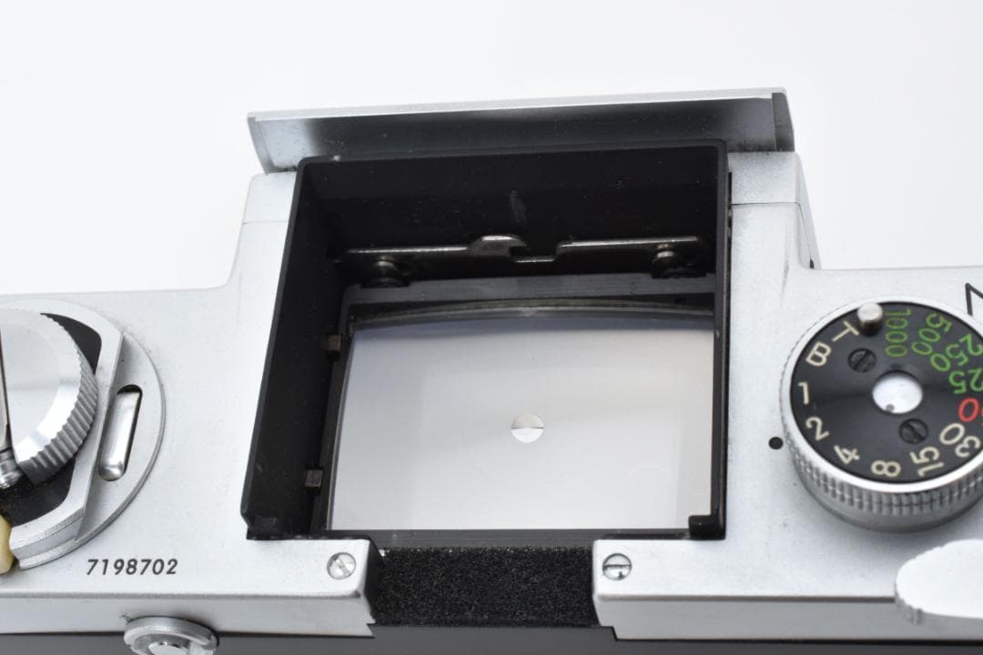 前方モルト交換 超美品 NIKON F ボディ モルト新品交換済 M674