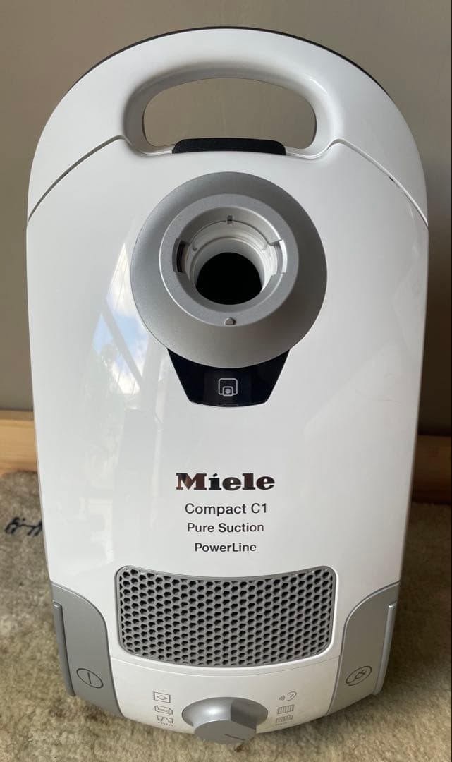 本日限定価格⭐︎ミーレ掃除機Compact C1シリーズ