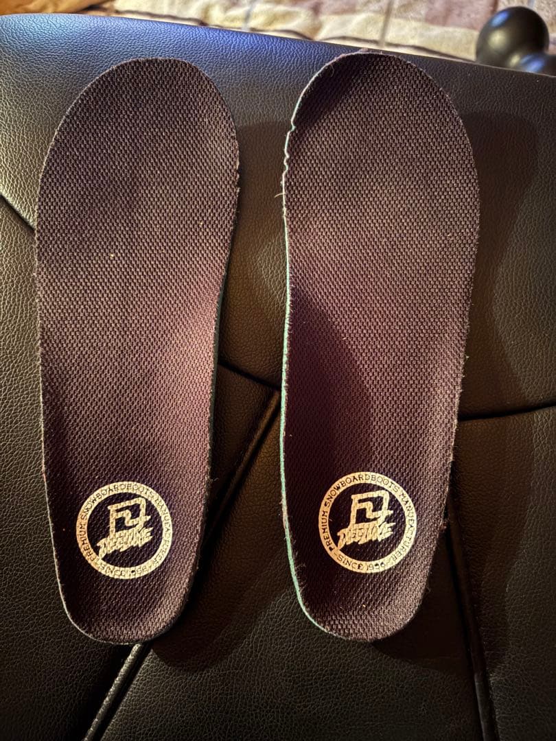 ディーラックス　アースリン　26.5