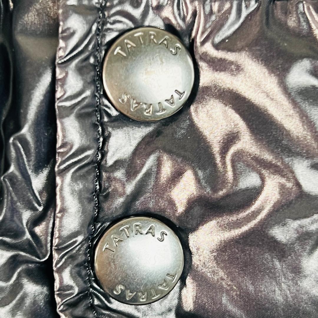 【タトラス】 シャイニーダウン ダイヤキルティング 軽量 光沢感 M 訳アリ