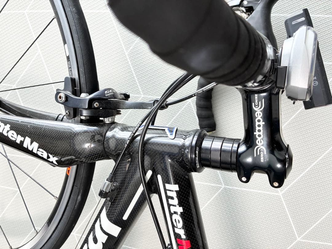 InterMax ロードバイク カーボンフレーム　黒/赤