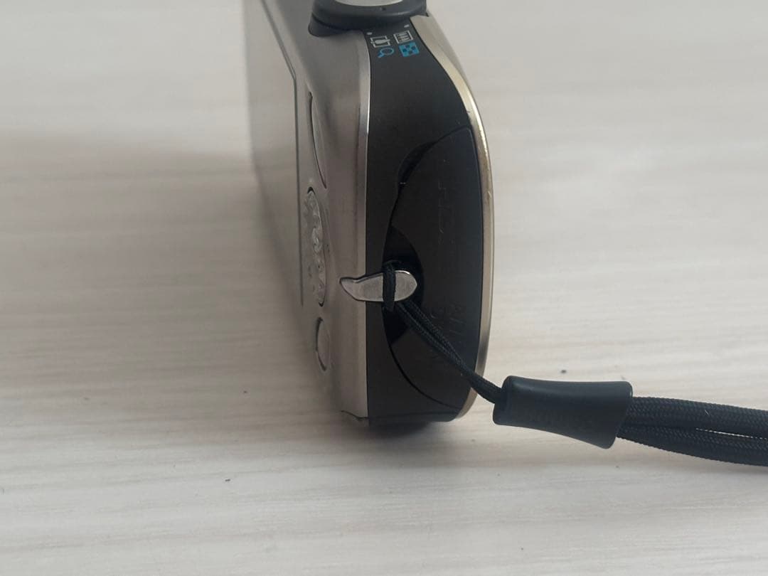 canon IXY510 IS デジカメ1台