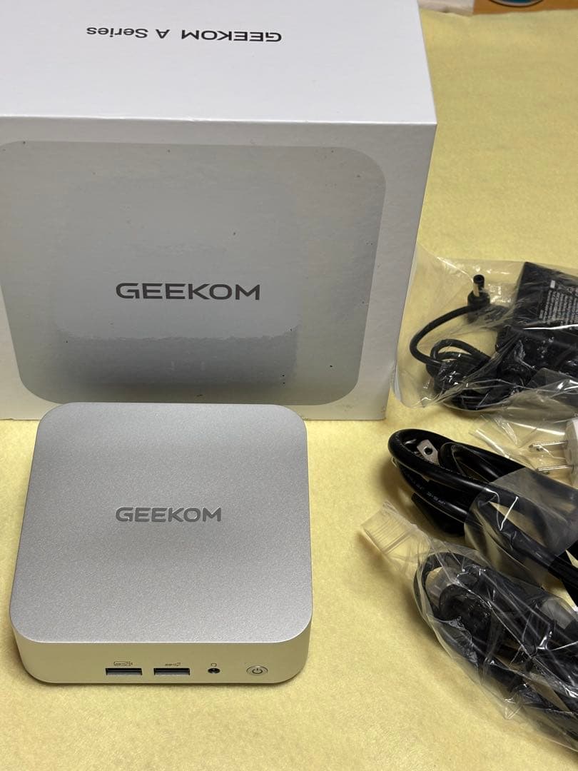 GEKOM ミニPC シルバー A6 m.2SSD1TB DDR5 32GB