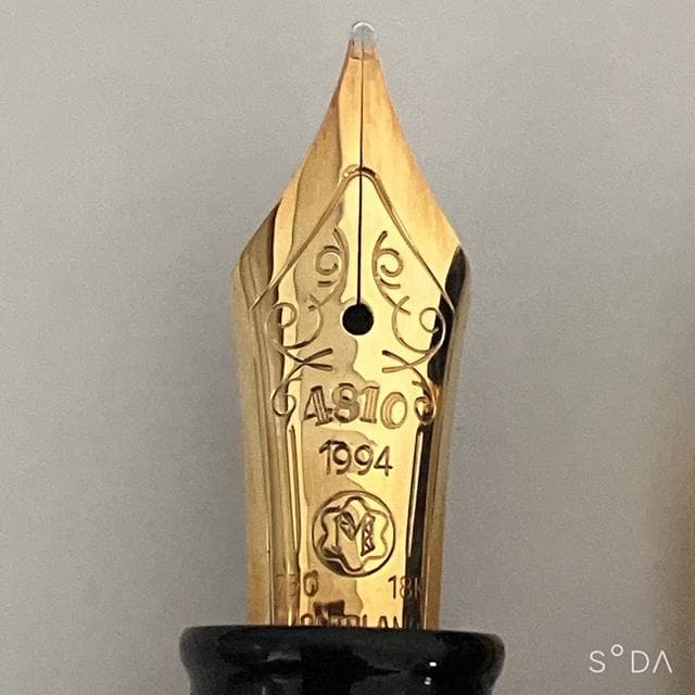 【べる】モンブラン 万年筆 オスカーワイルド 世界限定2万本 18K