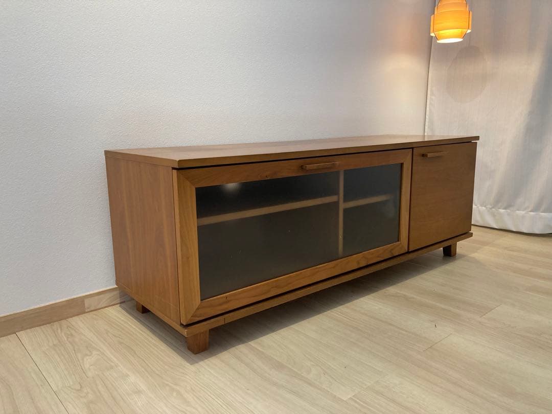 アクタス　FB テレビボード　W135cm 引き取り限定