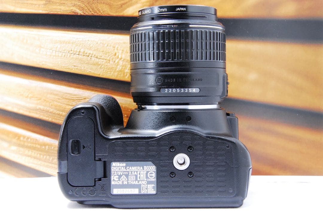ニコン D3300 一眼レフカメラ スマホ転送 手ぶれ補正レンズ ガイドモード