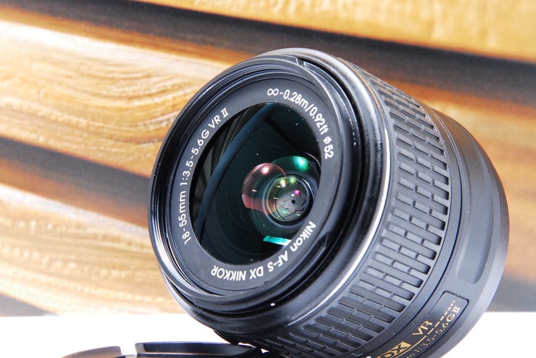 ニコン D3300 一眼レフカメラ スマホ転送 手ぶれ補正レンズ ガイドモード