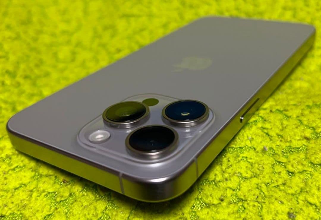 ★オマケ４つ付★２０２６年４月迄保証あり★iPhone１５pro MAX★１ＴＢ