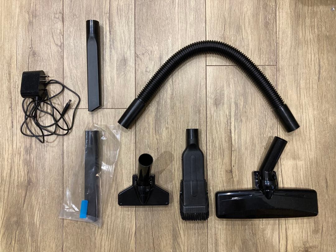 アイリスオーヤマ サイクロン掃除機 アタッチメント・スタンド付 SCD-130P