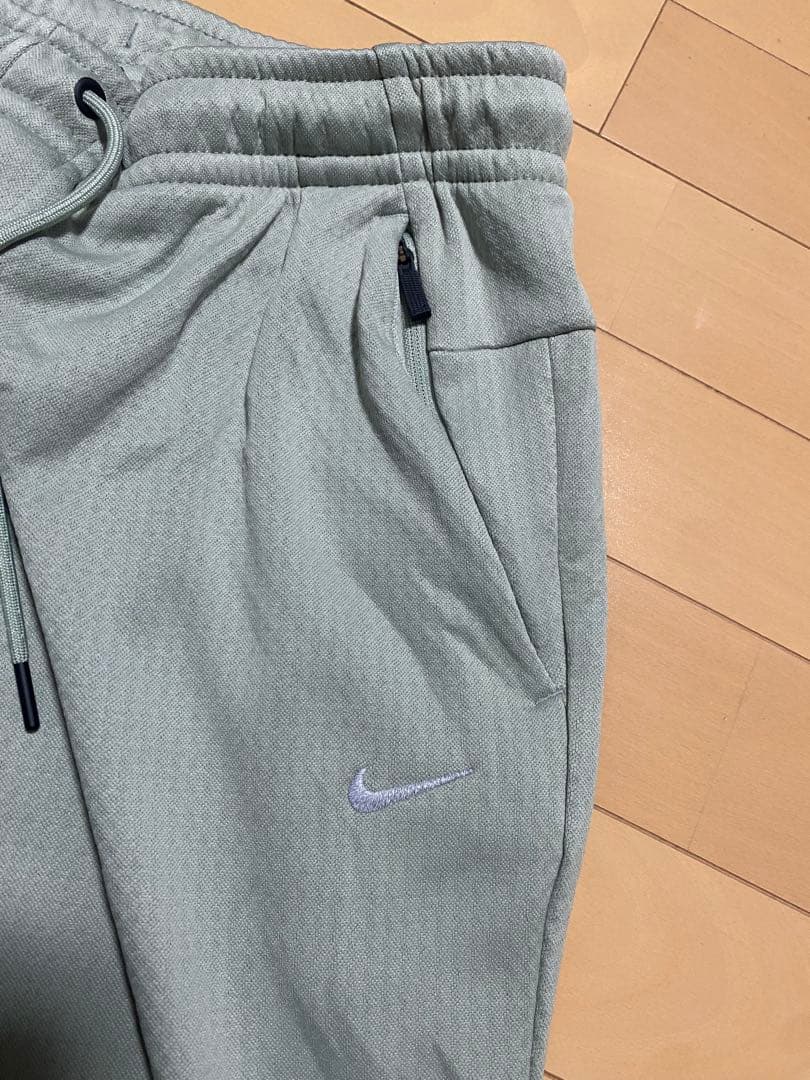 NIKE サーマ スフィアTherma-FIT 撥水ウィンタライズドセットアップ