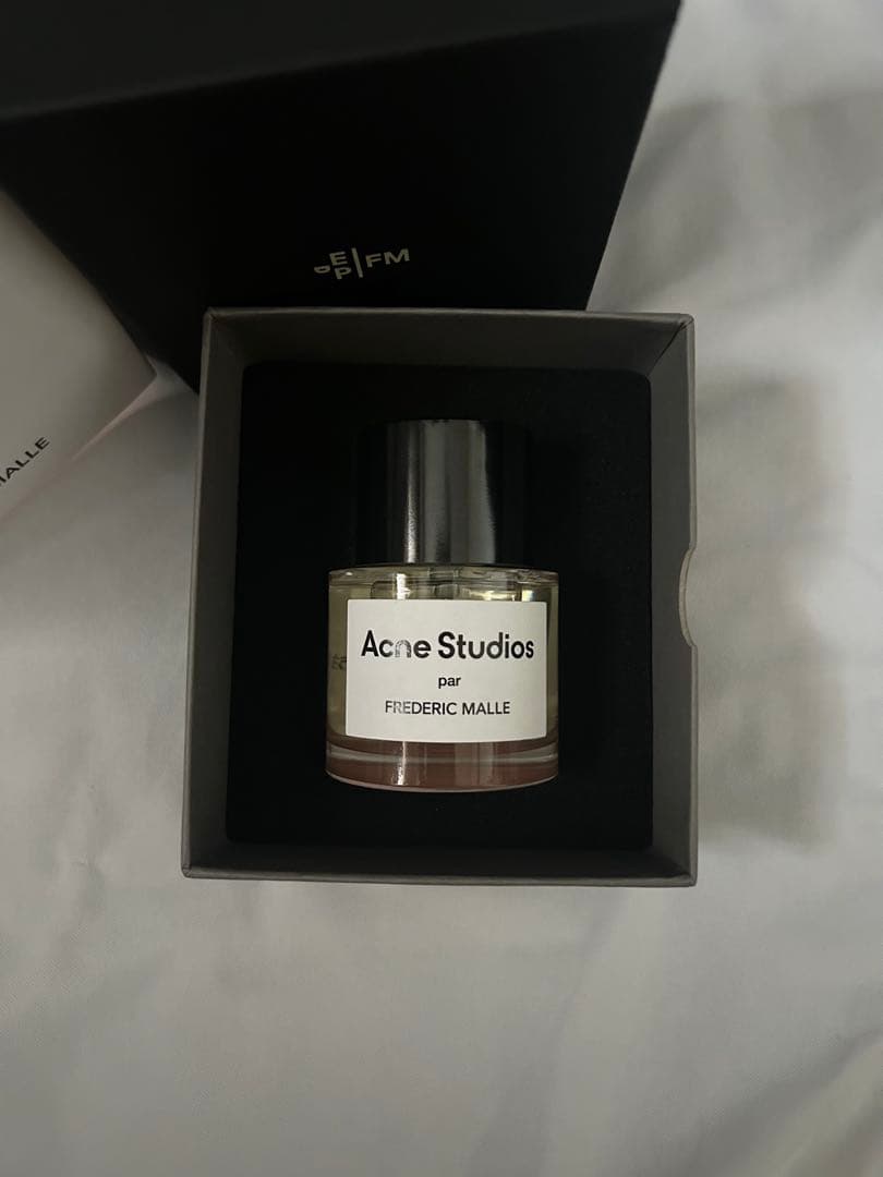 Acne Studios FREDERIC MALLE オードパルファム
