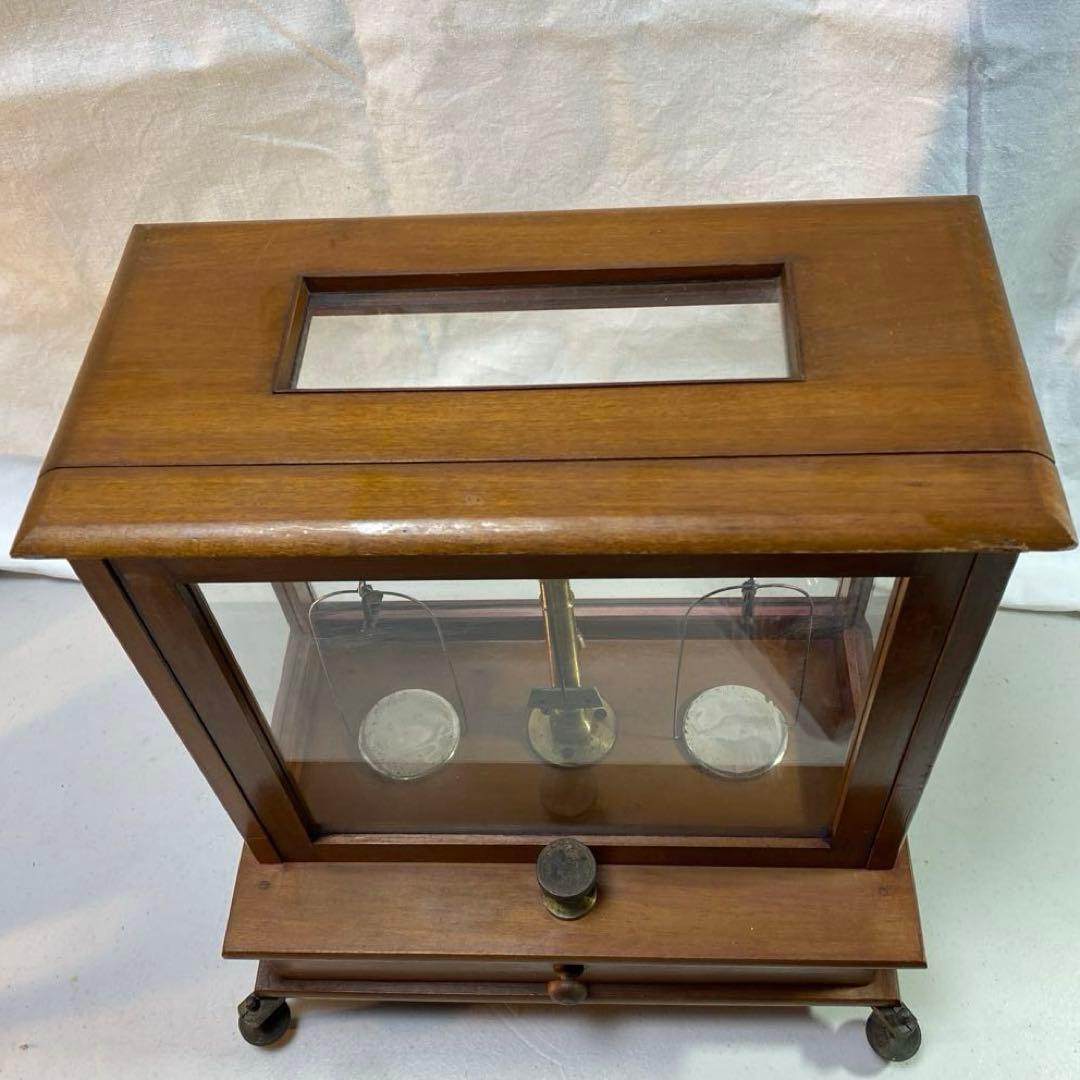 アンティーク 木製天秤 ガラスケース付き 動作可