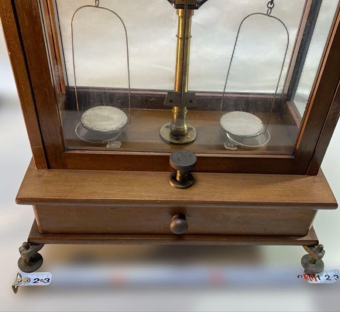 アンティーク 木製天秤 ガラスケース付き 動作可