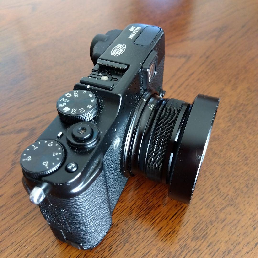 Fujifilm X10　コンパクトデジタルカメラ