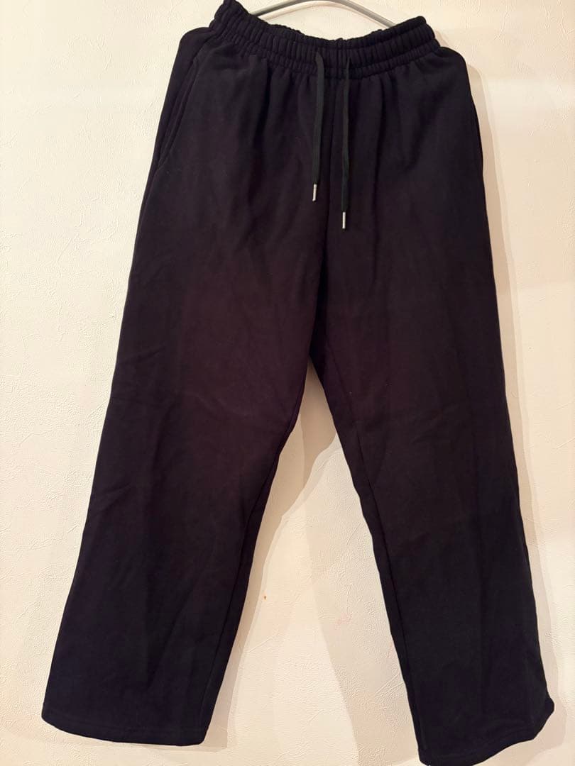 ブラック オフショルダー スウェット セット