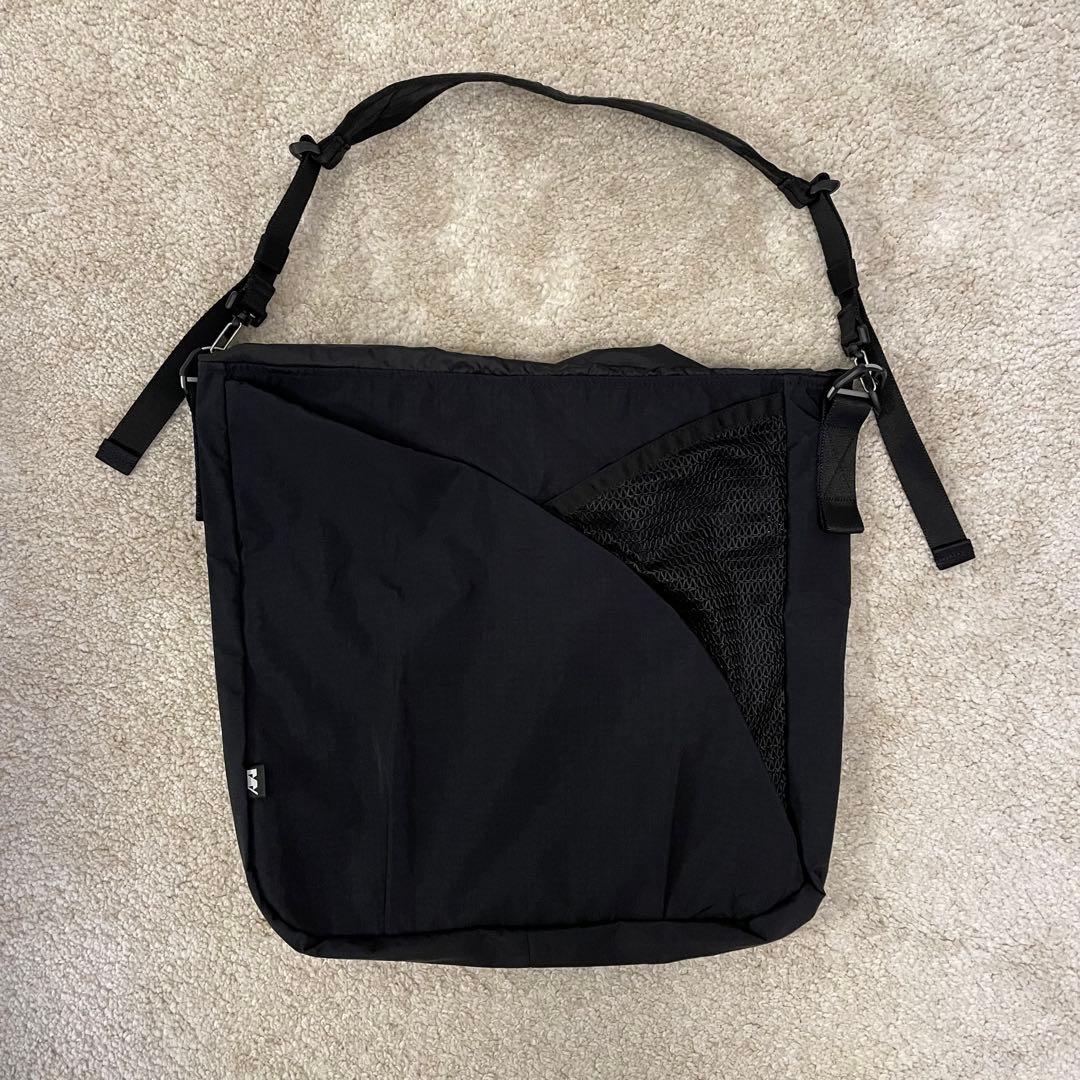 maastik / kiht ショルダーバッグ