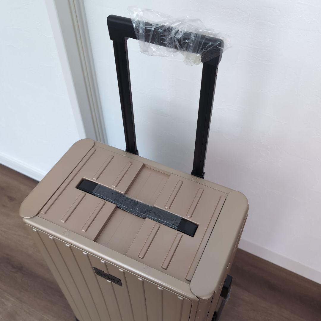 【お値下げ】アンドフラット折りたためるスーツケース