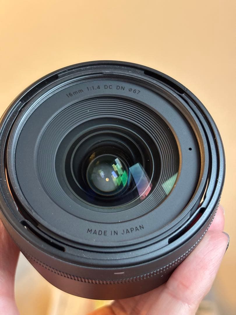 SIGMA 16mm f/1.4 DC DN レンズ　Eマウント