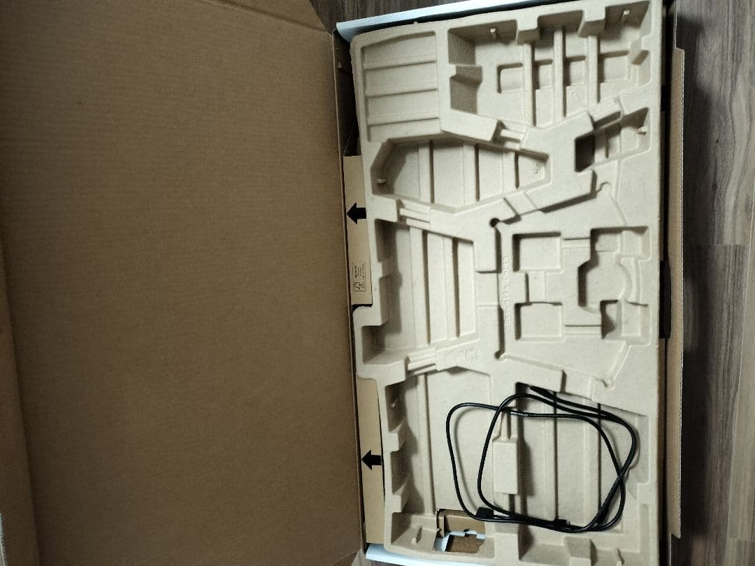 S2722DC 27インチ DELL モニター 本体 シルバー