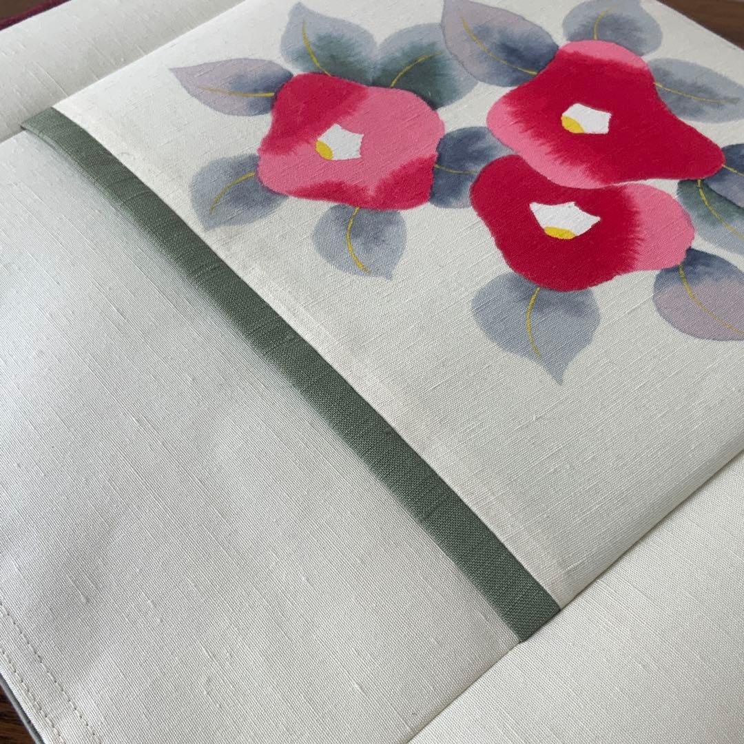 紬帯　赤い椿のお花　リメイク　山葡萄ハンドルバッグ