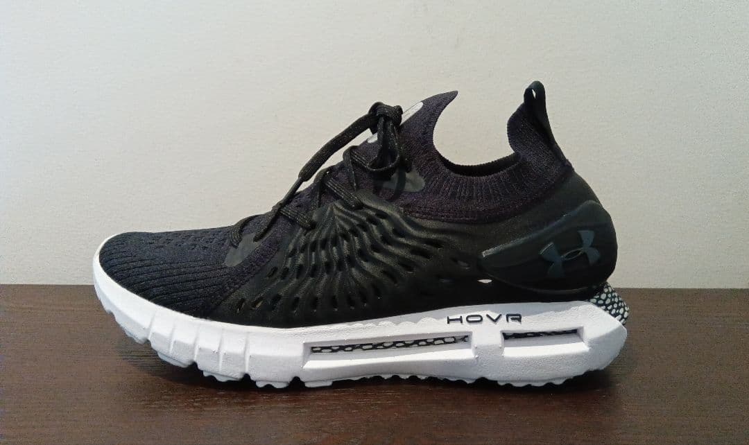 [新品]UNDER ARMOUR HOVR Phantom RN 27.5cm