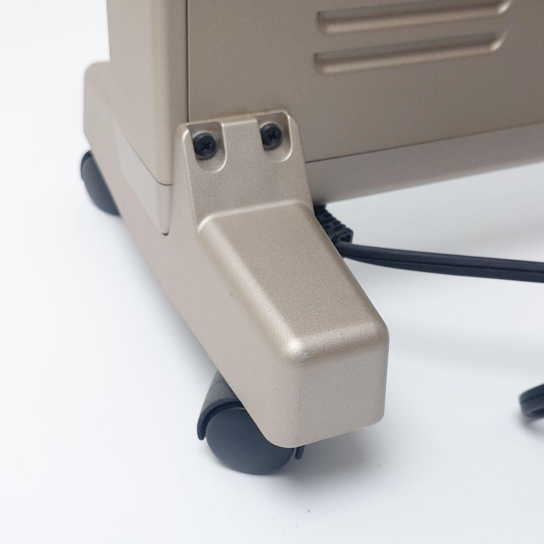 【美品】サンルミエ　キュート　E800LS 遠赤外線暖房器