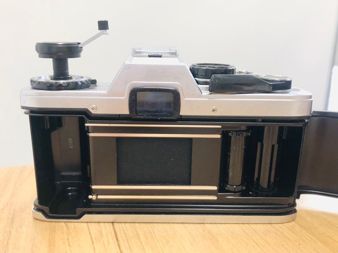 OLYMPUS OM10 フィルムカメラ