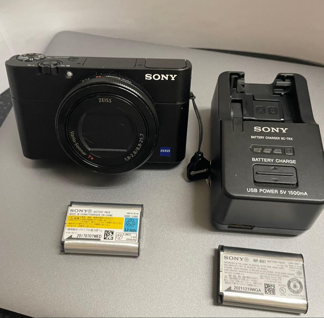 SONY RX100 V コンパクトデジタルカメラ　おまけ予備バッテリー充電器付