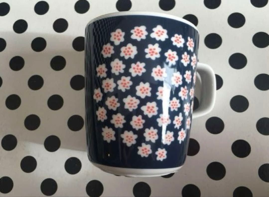 新品　マリメッコ プケッティ マグカップ　プレート　2セット