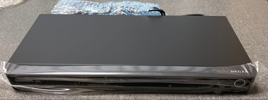 DBR-W2010 REGZA レコーダー（新品BCASカード付き）