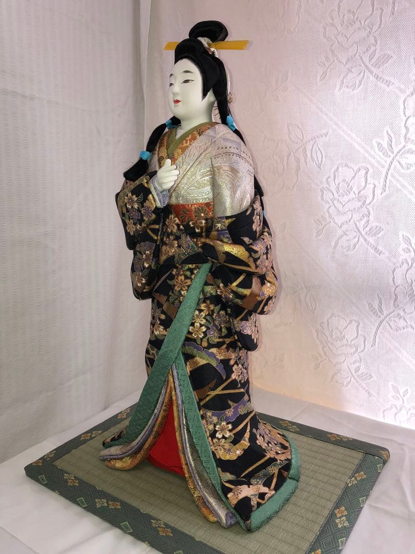 嵯峨野　　木目込人形