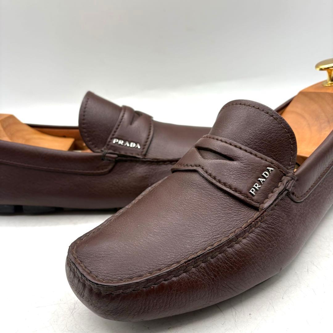 美品✨ PRADA 銀ロゴ ドライビング　ローファー 【7】 茶 シボ