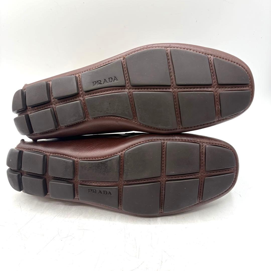美品✨ PRADA 銀ロゴ ドライビング　ローファー 【7】 茶 シボ