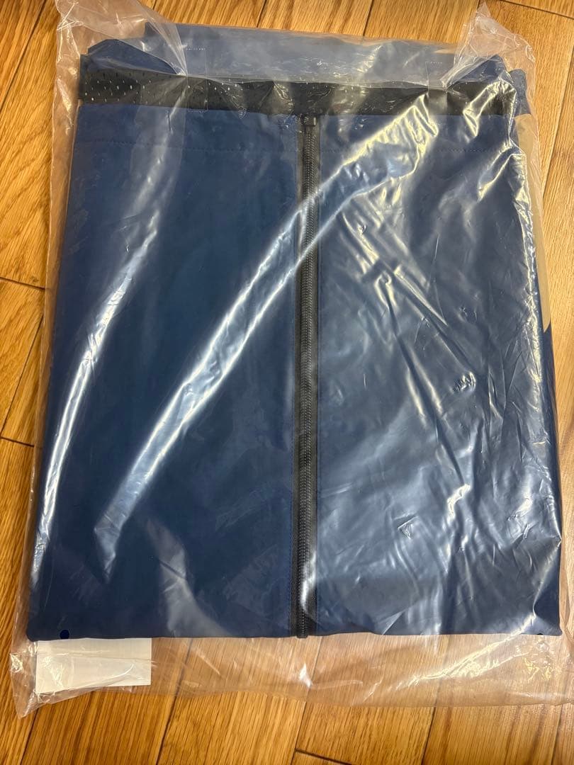 琉球ゴールデンキングス ナイロンジャケット ネイビー/ベージュ