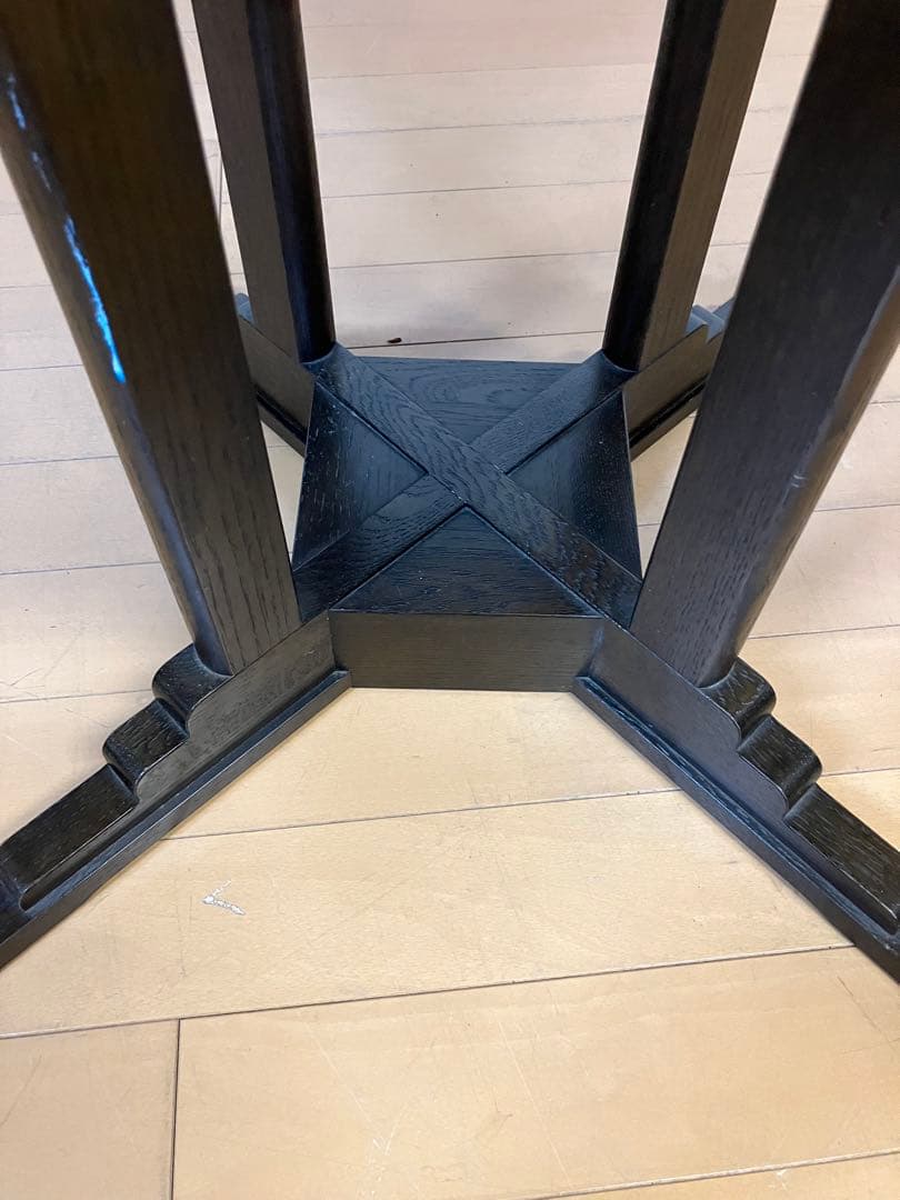 カフェテーブル　70×80×H68