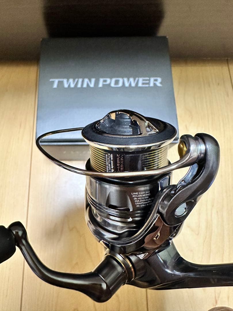 暇*友様 【極美品】シマノ 24ツインパワー C2000S ウォーターランドリー